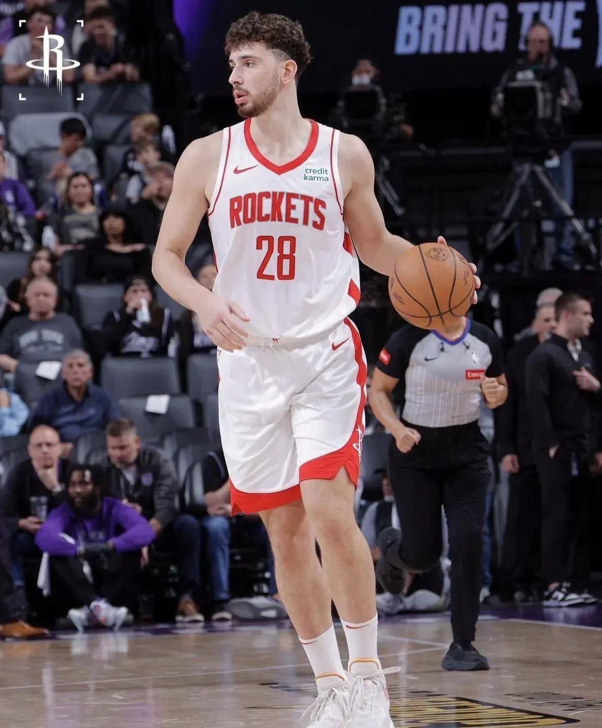 东契奇复出首战,步行者状态火爆,复出首战轰40分成为焦点!