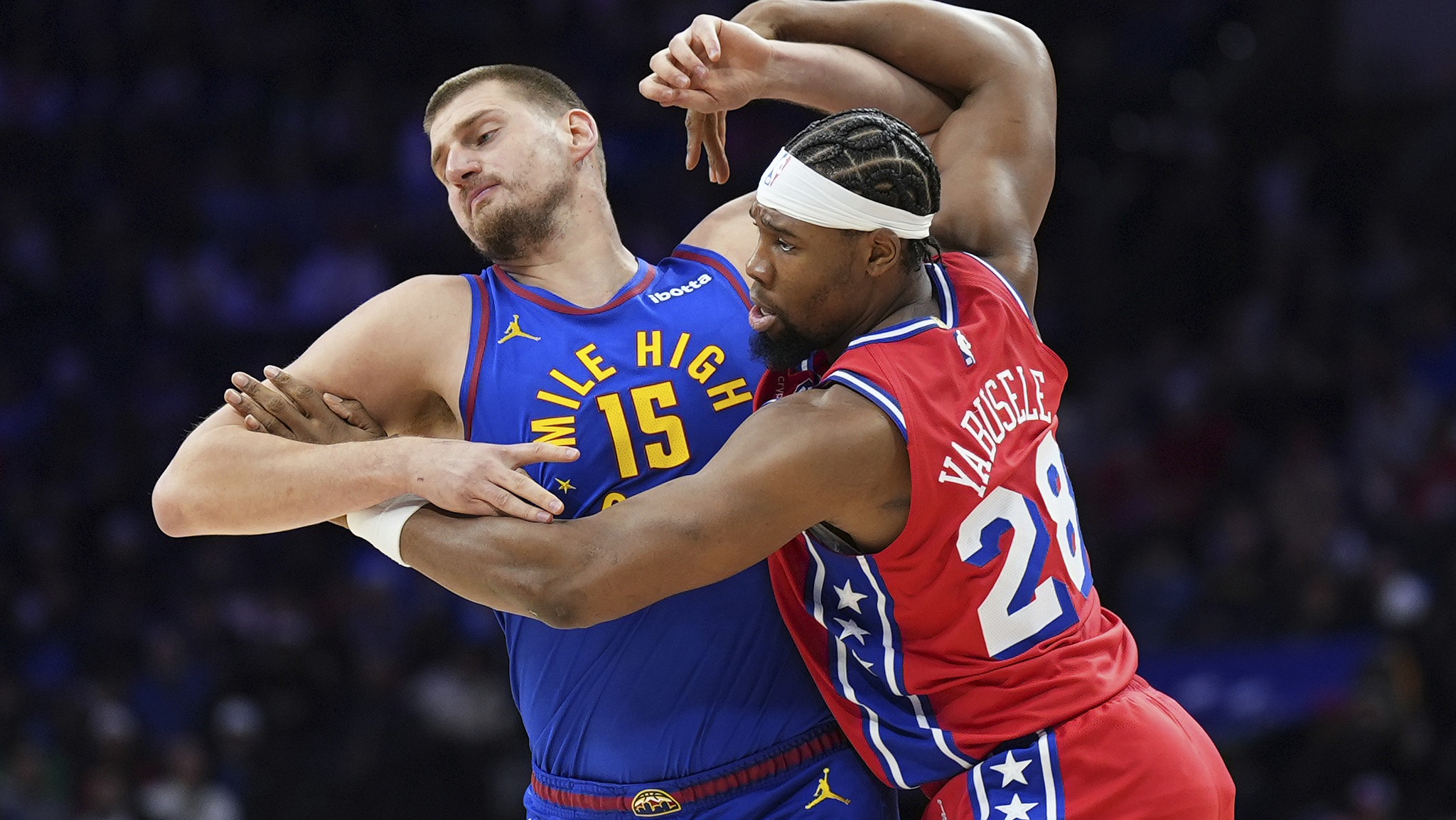 约基奇绝杀时刻,76人点燃赛场,球队未来可期迎来胜利!